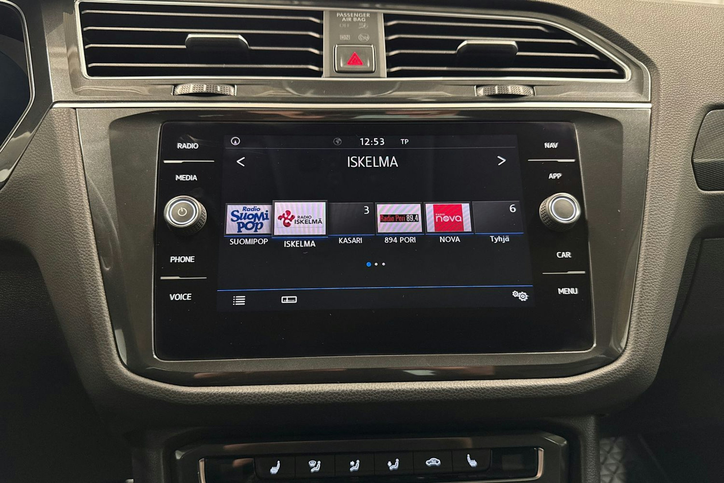 valkoinen Volkswagen Tiguan 2018 kuva 17.