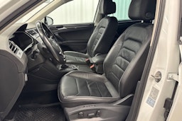 valkoinen Volkswagen Tiguan 2018 kuva 24.