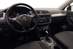 Musta Volkswagen Tiguan 2019 kuva 8.