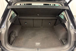 Musta Volkswagen Tiguan 2019 kuva 15.