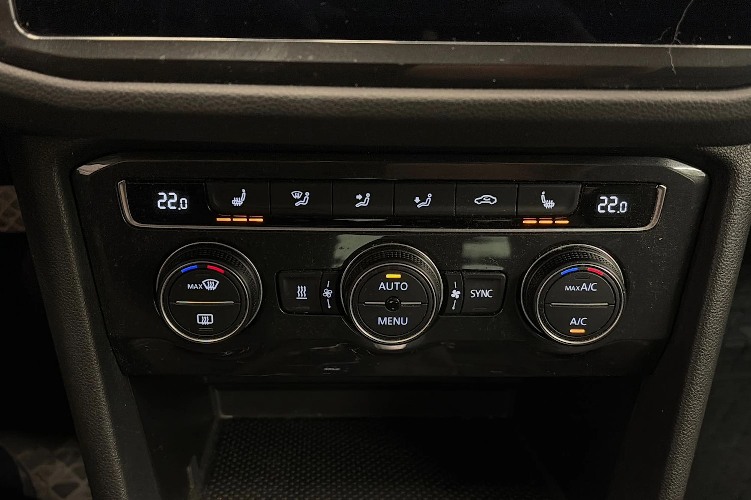 Musta Volkswagen Tiguan 2019 kuva 29.