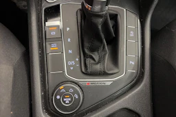 Musta Volkswagen Tiguan 2019 kuva 31.