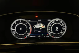 Valkoinen Volkswagen Tiguan 2018 kuva 16.