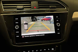 Valkoinen Volkswagen Tiguan 2018 kuva 17.