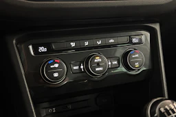 valkoinen Volkswagen Tiguan 2018 kuva 21.