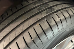 valkoinen Volkswagen Tiguan 2018 kuva 25.
