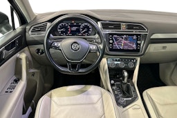 musta Volkswagen Tiguan 2018 kuva 9.