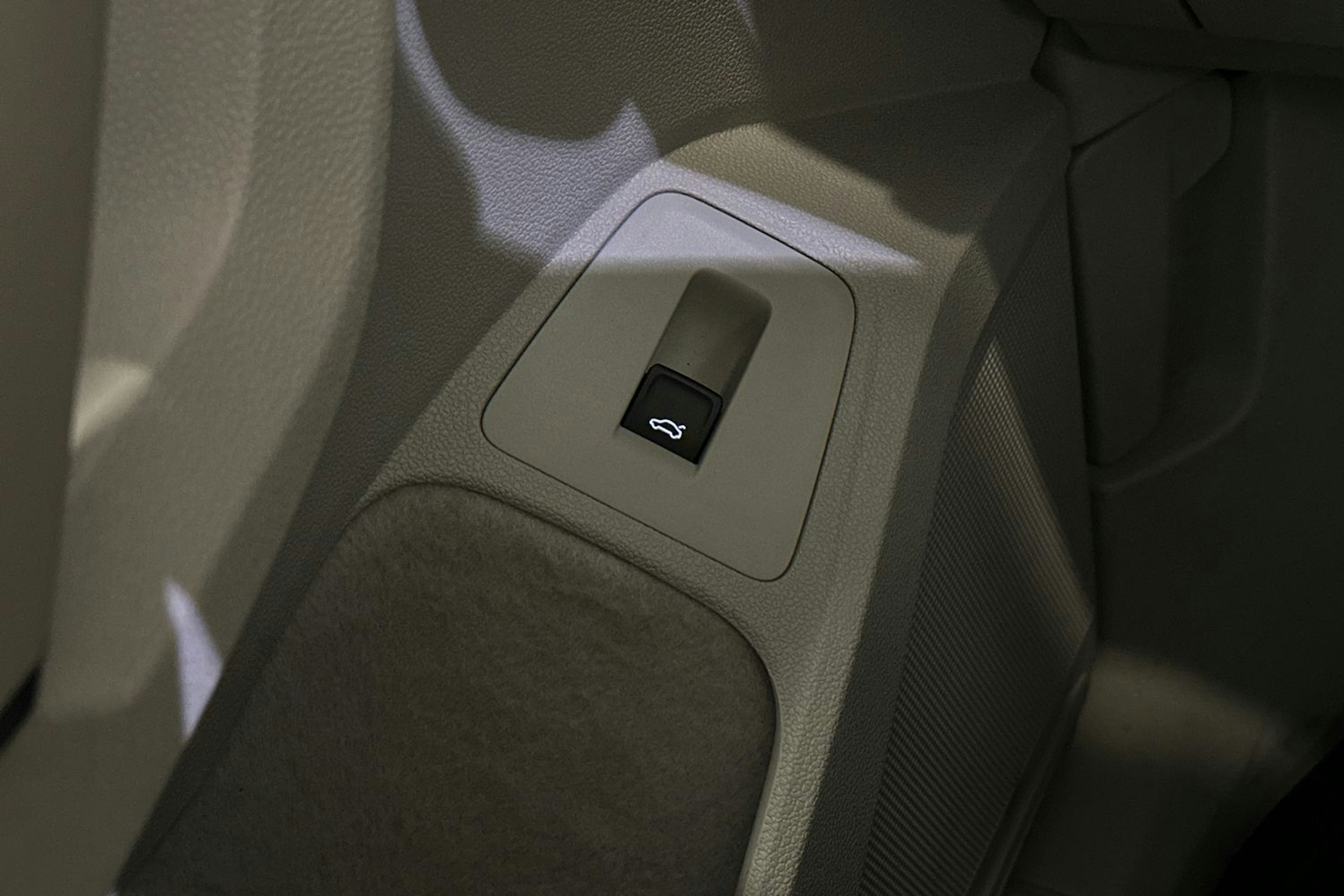 musta Volkswagen Tiguan 2018 kuva 15.