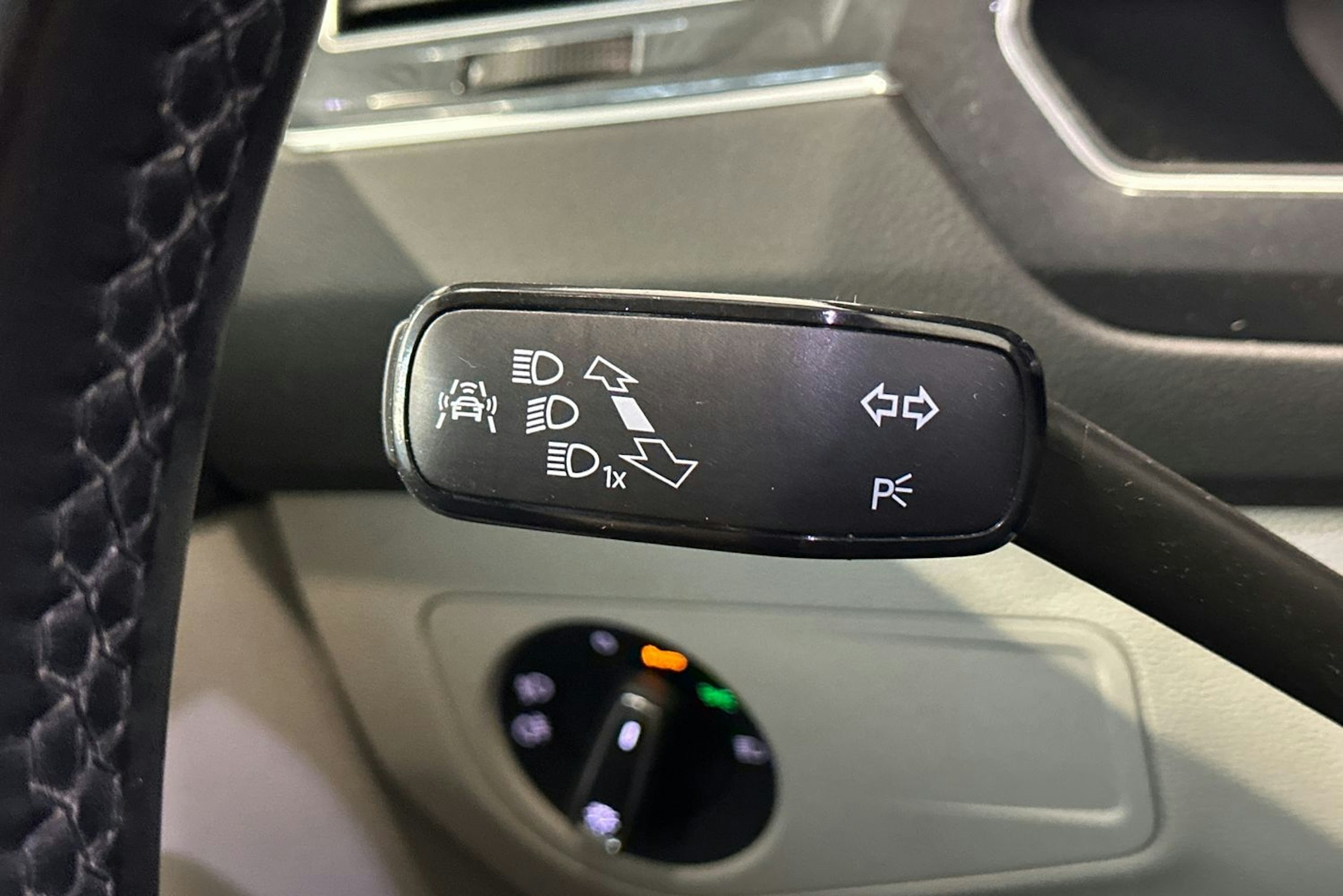 musta Volkswagen Tiguan 2018 kuva 17.