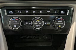 musta Volkswagen Tiguan 2018 kuva 21.