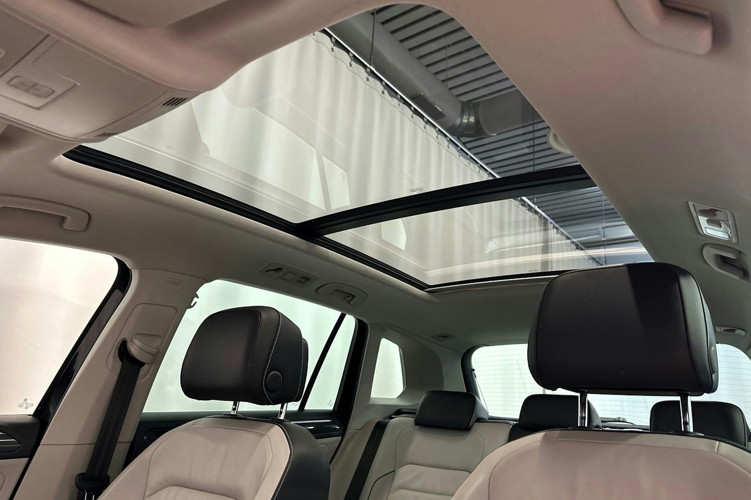 musta Volkswagen Tiguan 2018 kuva 32.