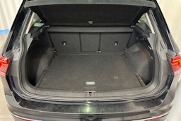 musta Volkswagen Tiguan 2018 kuva 36.