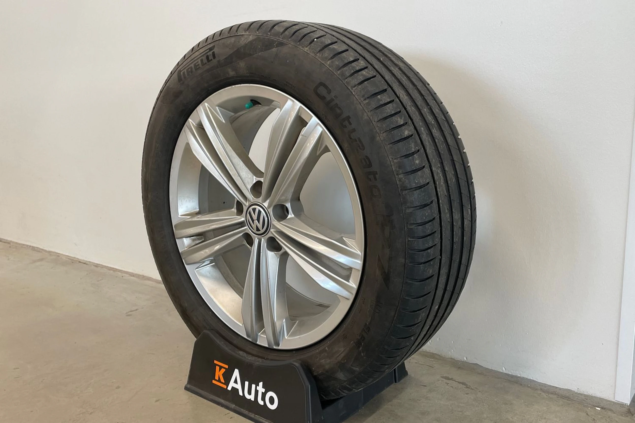 musta Volkswagen Tiguan 2018 kuva 10.