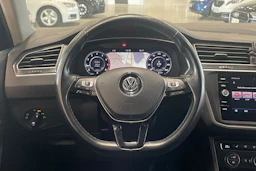 musta Volkswagen Tiguan 2018 kuva 11.