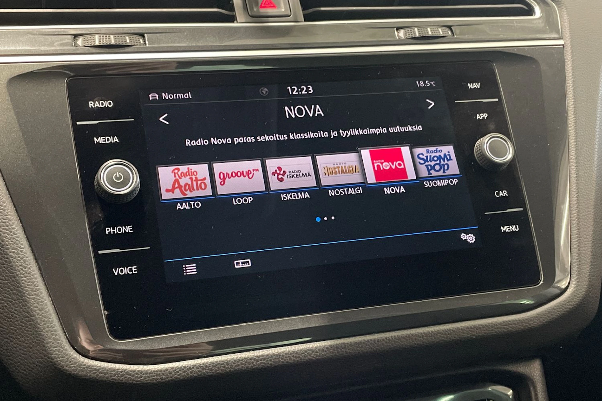 musta Volkswagen Tiguan 2018 kuva 16.