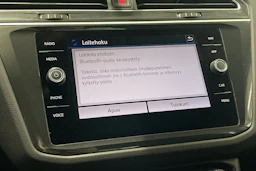 musta Volkswagen Tiguan 2018 kuva 17.