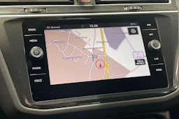 musta Volkswagen Tiguan 2018 kuva 18.