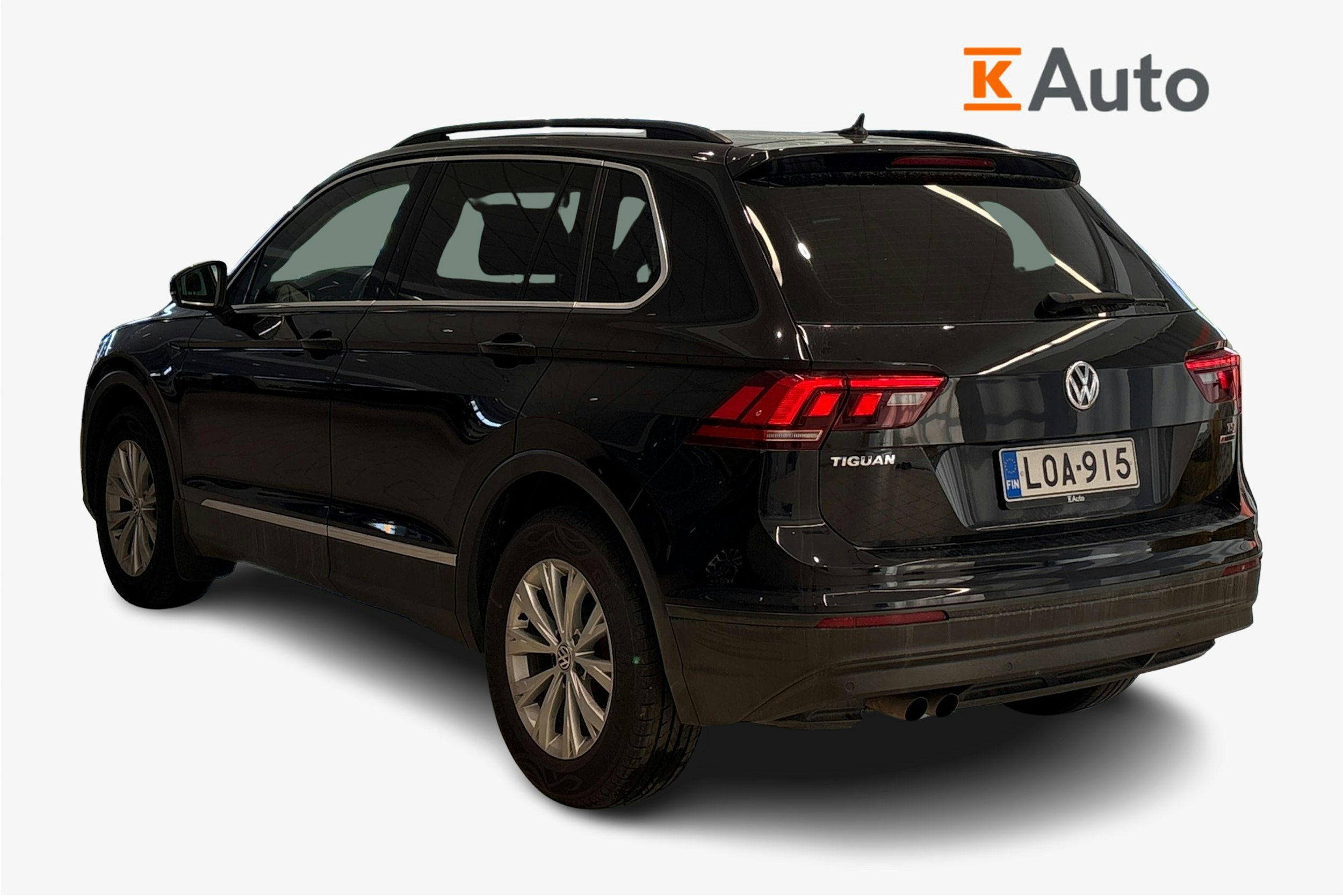 Musta Volkswagen Tiguan 2018 kuva 2.