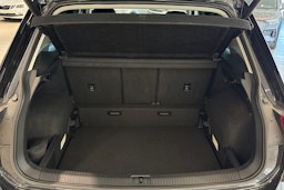 Musta Volkswagen Tiguan 2018 kuva 18.