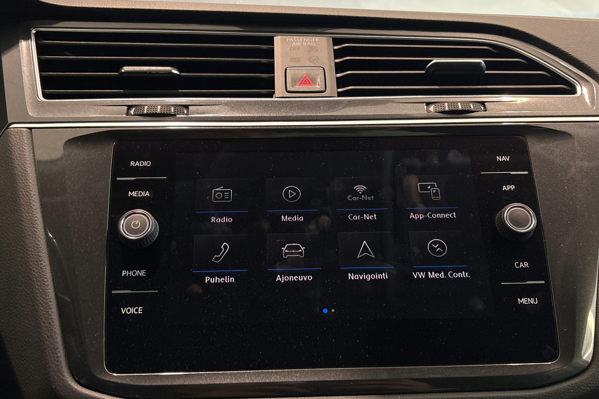 Musta Volkswagen Tiguan 2018 kuva 24.