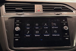 Musta Volkswagen Tiguan 2018 kuva 24.