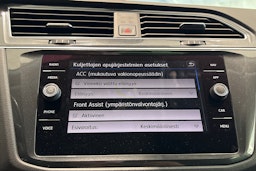 Musta Volkswagen Tiguan 2018 kuva 28.