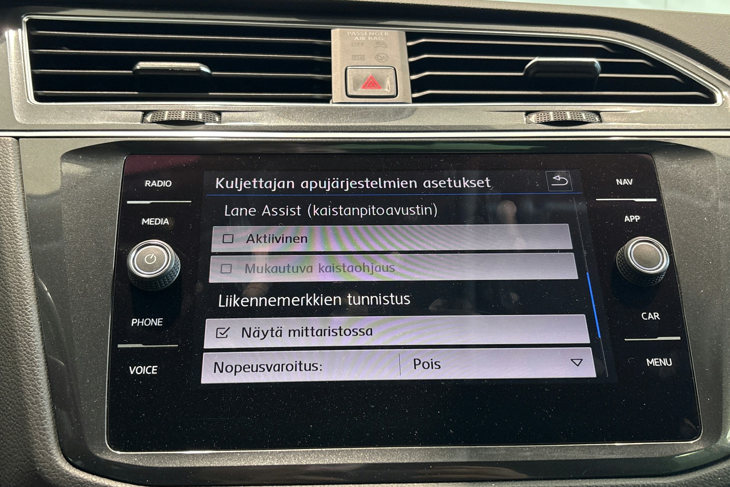 Musta Volkswagen Tiguan 2018 kuva 29.