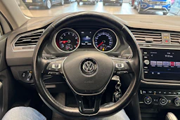 valkoinen Volkswagen Tiguan 2018 kuva 12.
