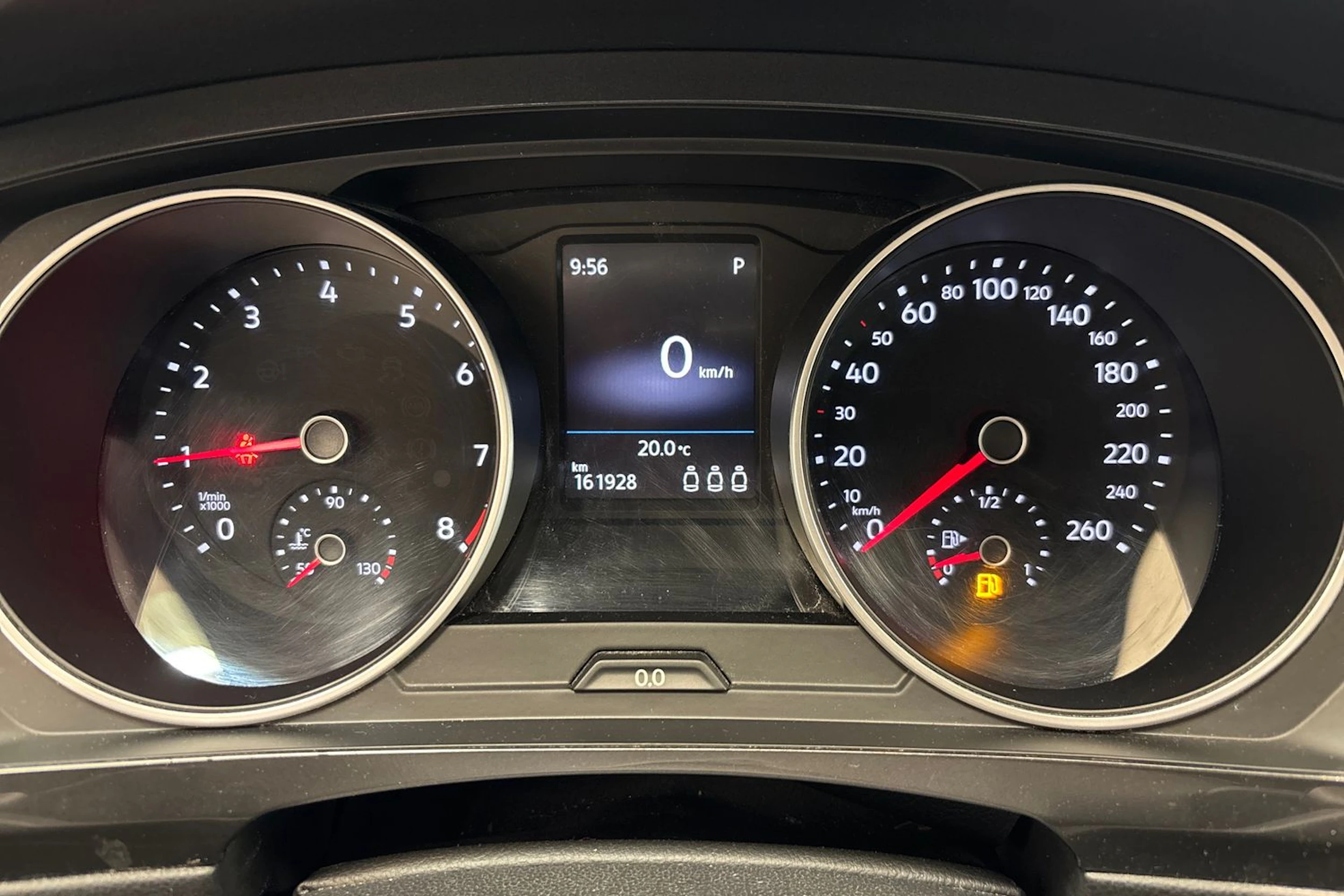 valkoinen Volkswagen Tiguan 2018 kuva 13.