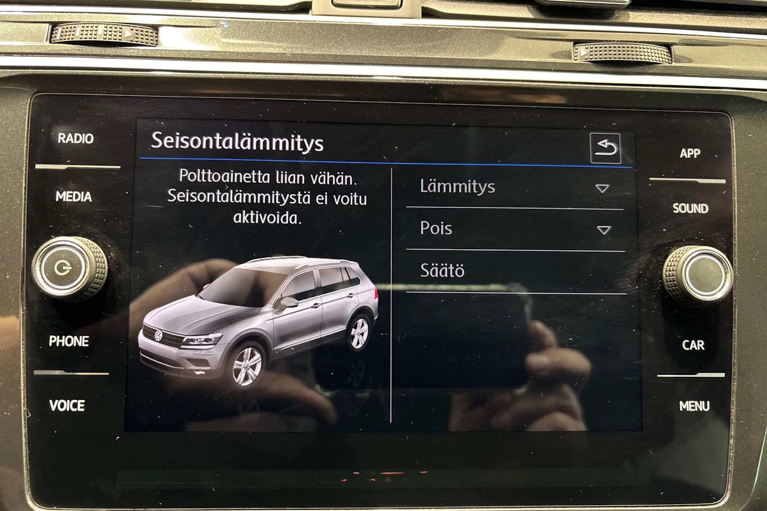valkoinen Volkswagen Tiguan 2018 kuva 18.