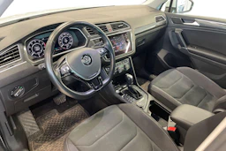 Valkoinen Volkswagen Tiguan 2018 kuva 3.