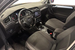 harmaa Volkswagen Tiguan 2018 kuva 3.