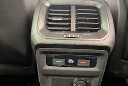 harmaa Volkswagen Tiguan 2018 kuva 13.