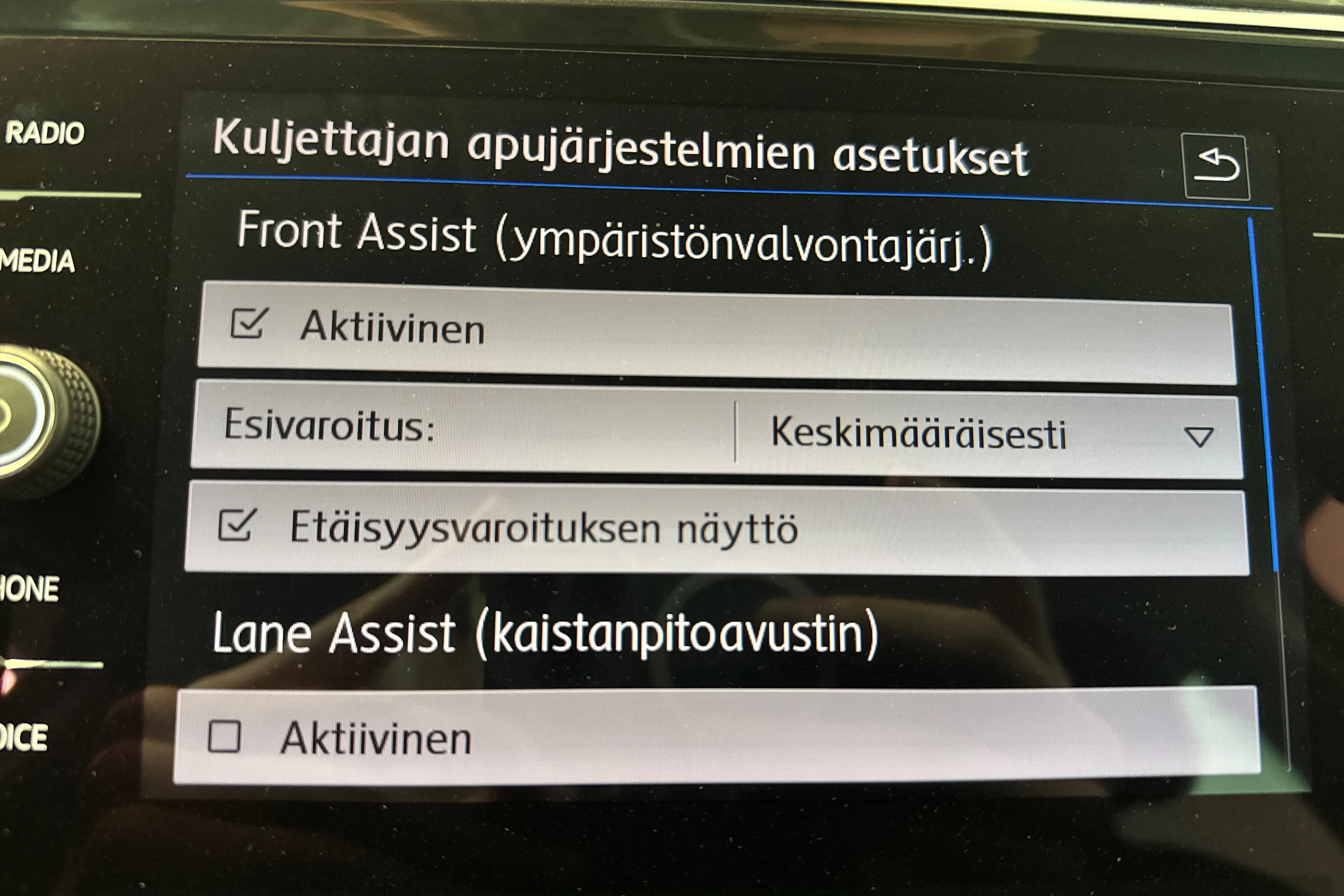 harmaa Volkswagen Tiguan 2018 kuva 20.