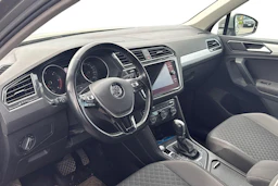 Harmaa Volkswagen Tiguan 2018 kuva 3.