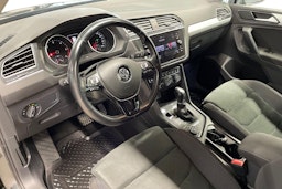 harmaa Volkswagen Tiguan 2018 kuva 7.