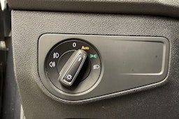 harmaa Volkswagen Tiguan 2018 kuva 23.