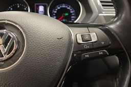 harmaa Volkswagen Tiguan 2018 kuva 25.