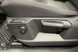 harmaa Volkswagen Tiguan 2018 kuva 26.