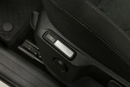 valkoinen Volkswagen Tiguan 2018 kuva 15.