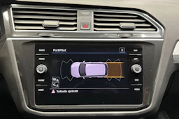 valkoinen Volkswagen Tiguan 2018 kuva 17.