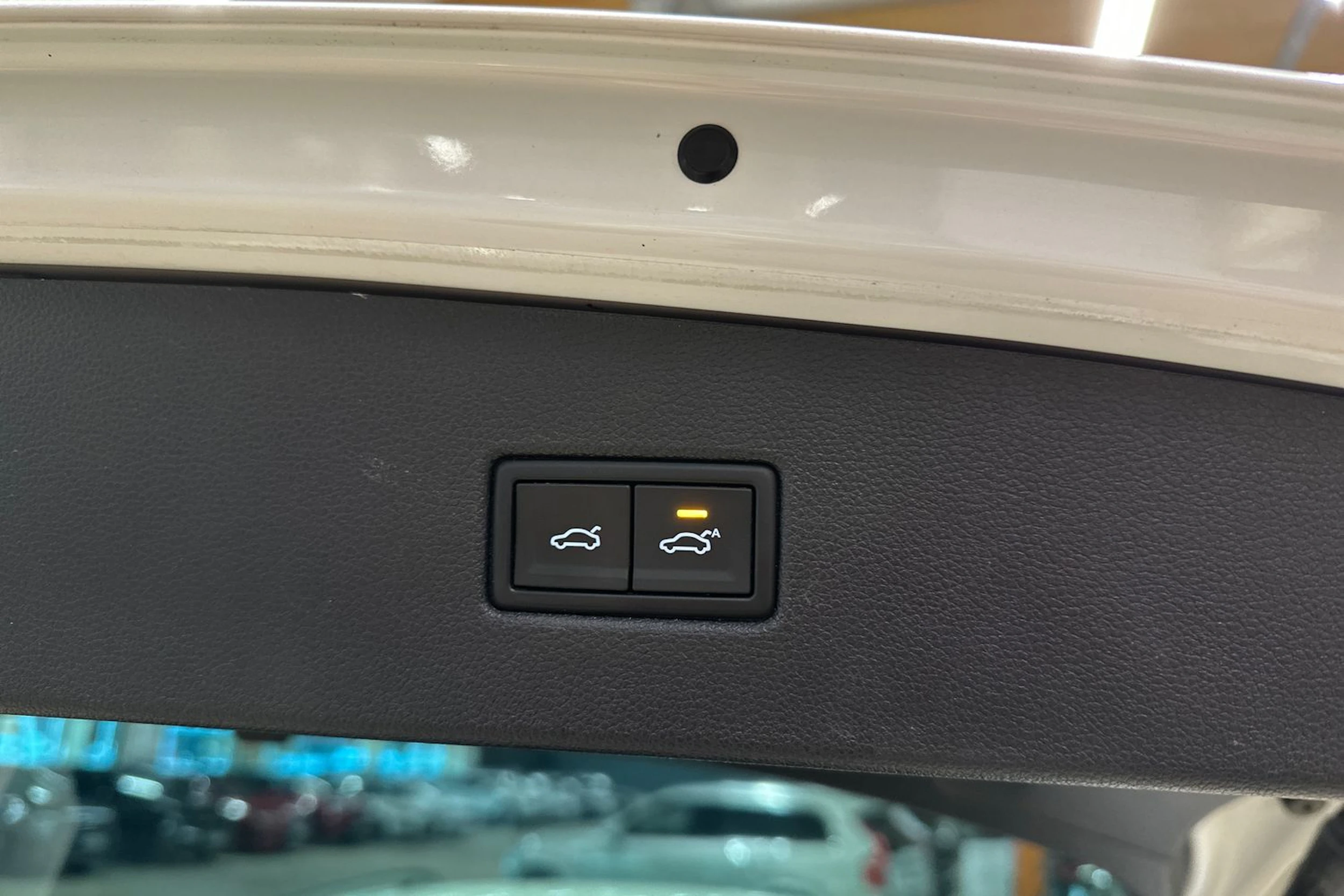 valkoinen Volkswagen Tiguan 2018 kuva 31.