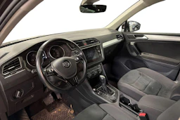punainen Volkswagen Tiguan 2018 kuva 3.