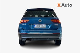sininen Volkswagen Tiguan 2018 kuva 6.