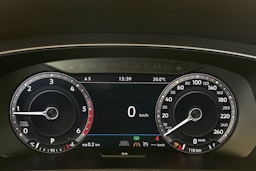 sininen Volkswagen Tiguan 2018 kuva 16.