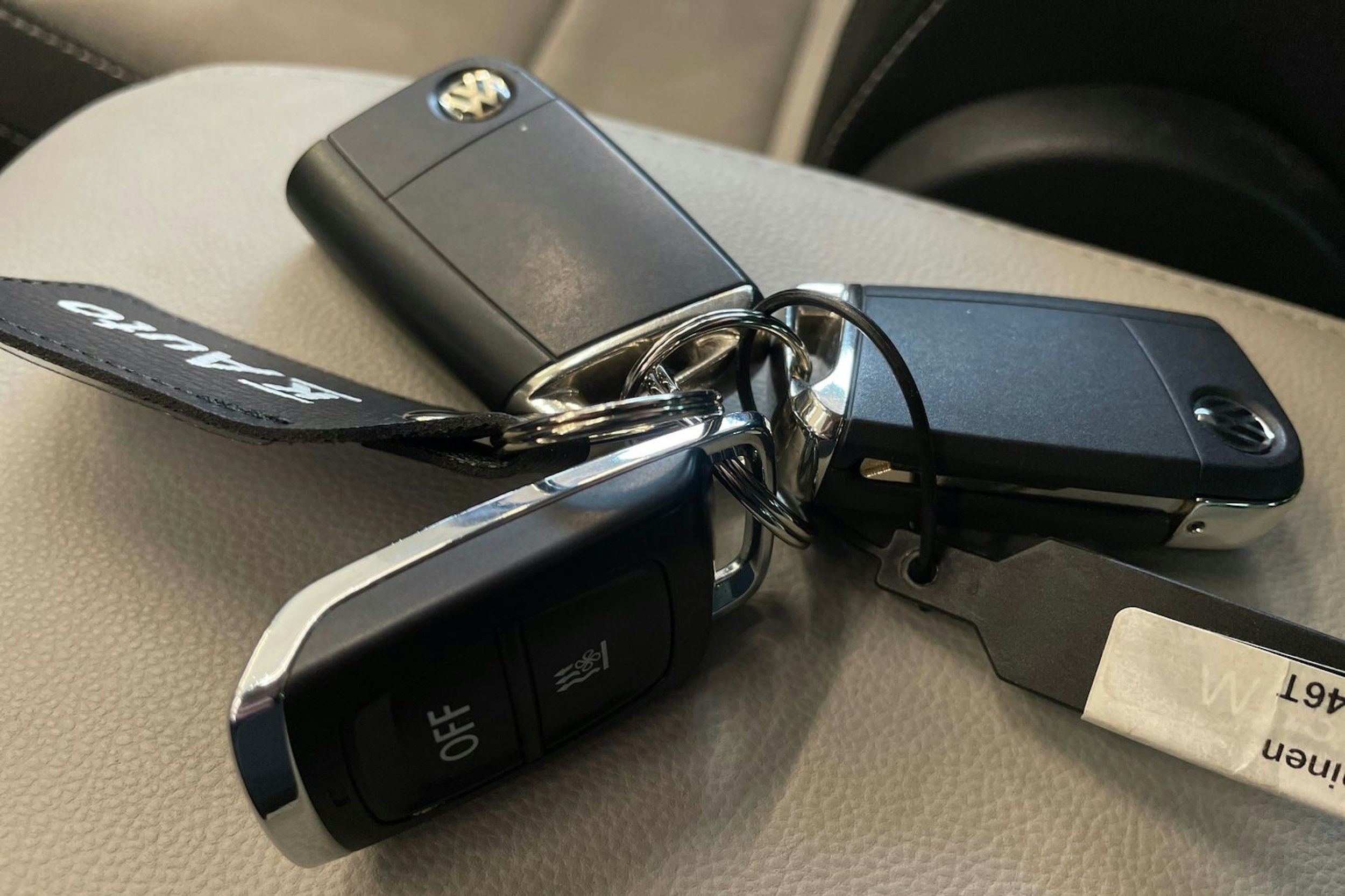 sininen Volkswagen Tiguan 2018 kuva 24.