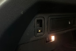 sininen Volkswagen Tiguan 2018 kuva 29.