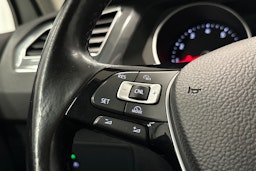 valkoinen Volkswagen Tiguan 2018 kuva 19.