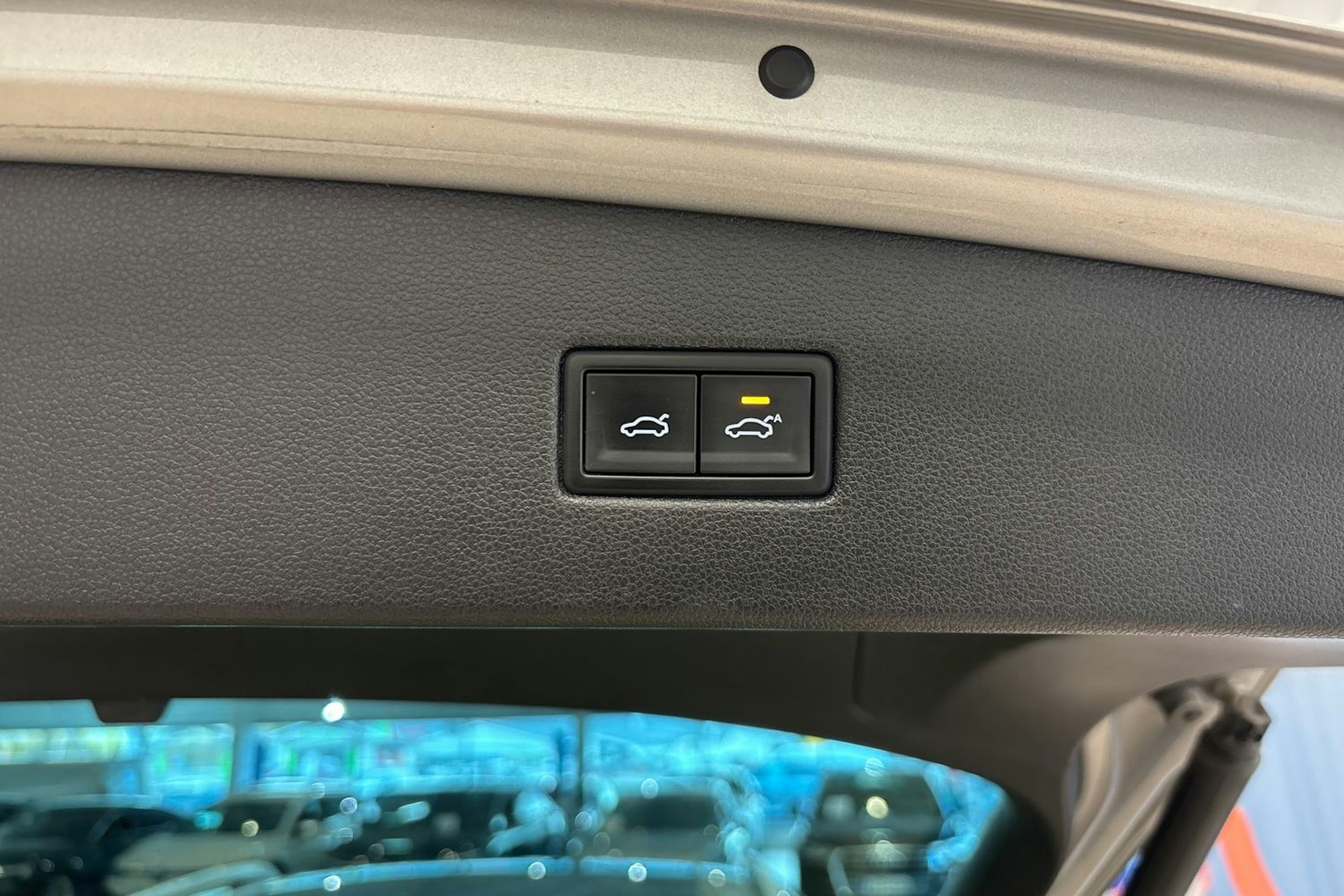 Harmaa Volkswagen Tiguan 2018 kuva 15.