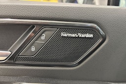 Harmaa Volkswagen Tiguan 2018 kuva 17.